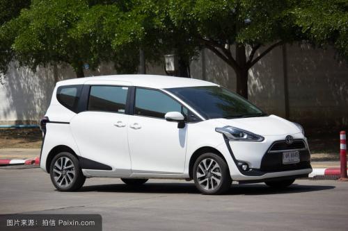 豐田 卡羅拉 2013款 特裝版 1.6L 自動炫酷型GL 圖2