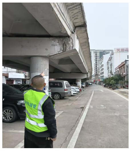 城區(qū)橋梁隱患排查 守護(hù)市民出行安全