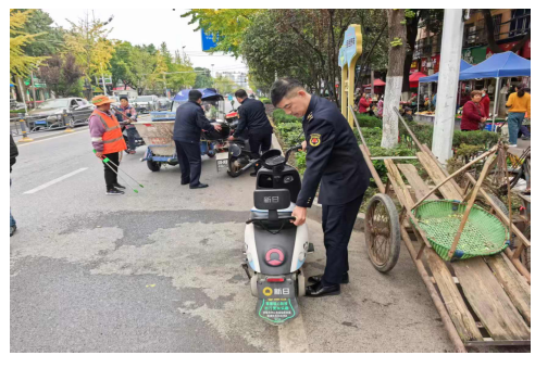 煙火氣里見(jiàn)文明！市民&ldquo;菜籃子&rdquo;拎出幸福感